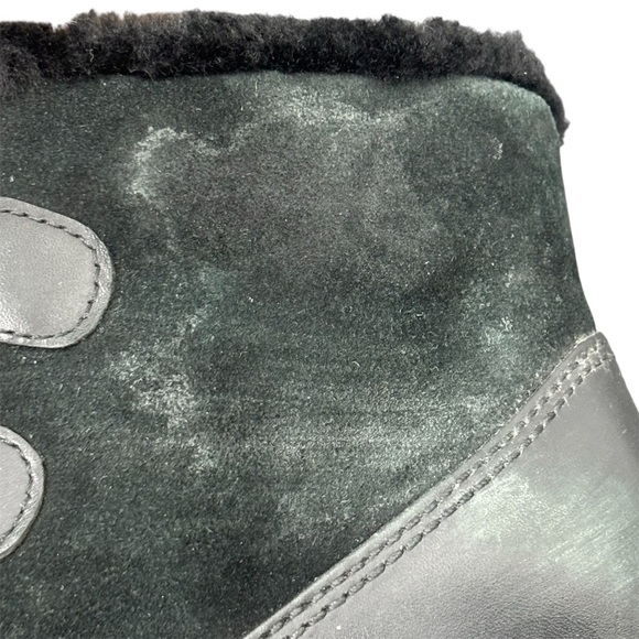 UGG Alasdair Wedge Fur lined Tie Booties Black Size 7 Comfortable Warm Cozy - Picture 12 of 15